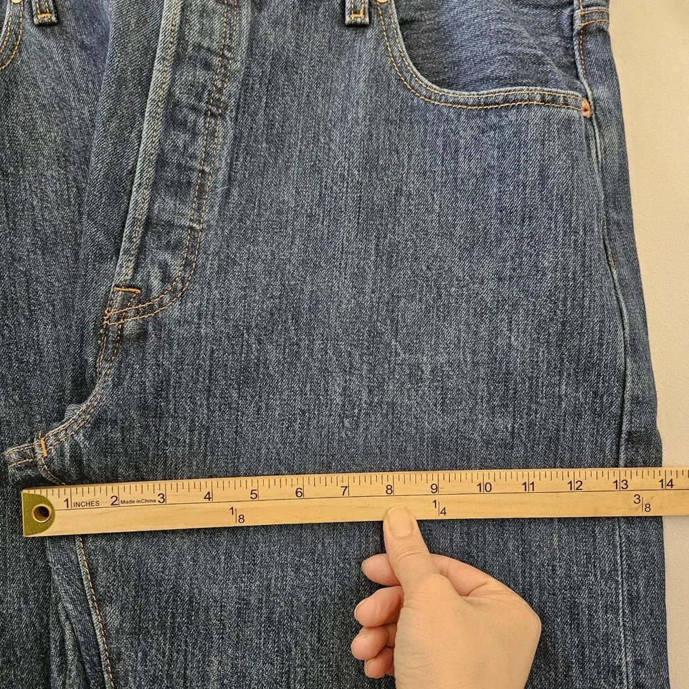 Levi's 501 Jeans Mens 40x29 Blue Denim Straight Leg Button Fly Dark Wash Classic